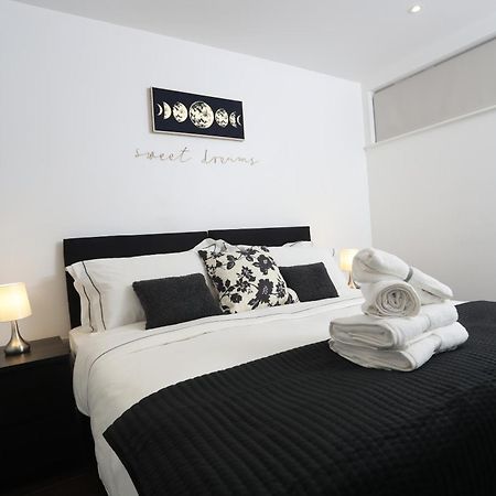 Luxury Apartments In Central Watford Watford  Bagian luar foto